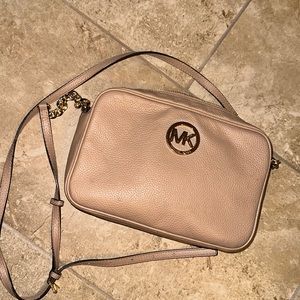 Michael Kors Crossbody purse